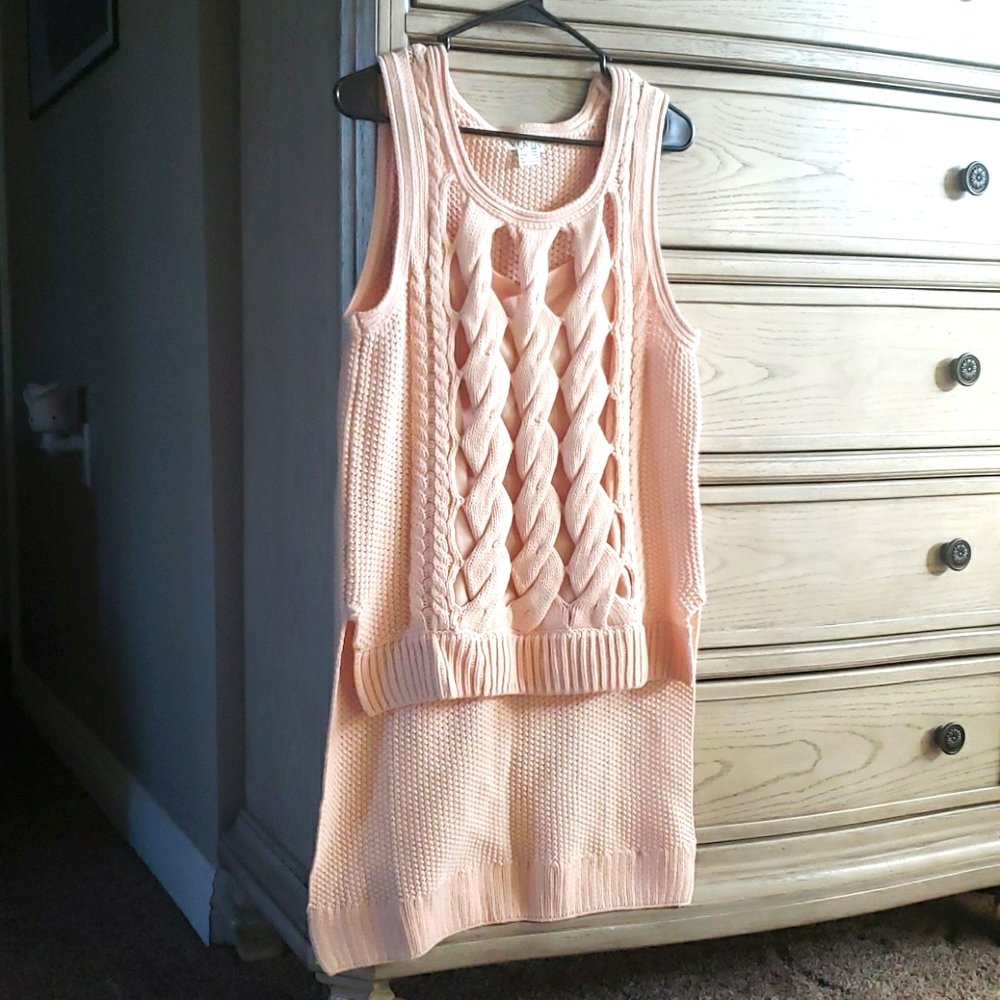 L Pink High/Low Venus sweater tank top